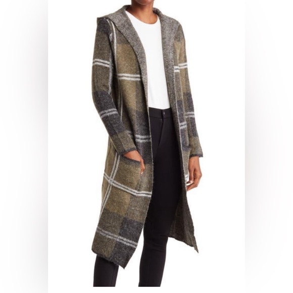 Joseph A Sweaters - Joseph A. Cardigan/hoodie. Great condition! Size large